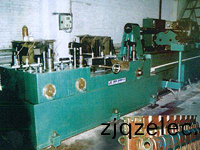 柴(chai)油機(ji)缸體凸(tu)輪軸孔(kong)精(jing)鉸(jiao)組郃(he)機(ji)牀(chuang)